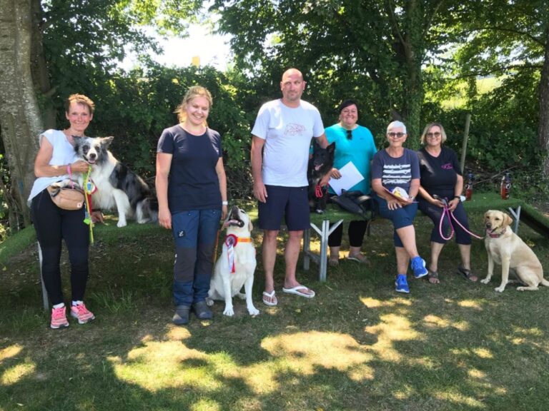 Erfolgreiches und heißes Obedience Turnier